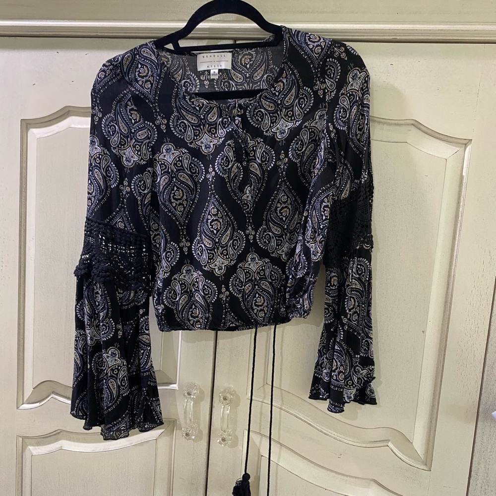 Kendall & Kylie top